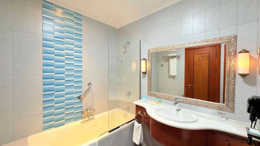 غرفة سوبيريور بسريرين منفصلين، Sunday Hotel Al Barsha Dubai Mall of the Emirates Formerly Grand Excelsior Al Barsha 7/9