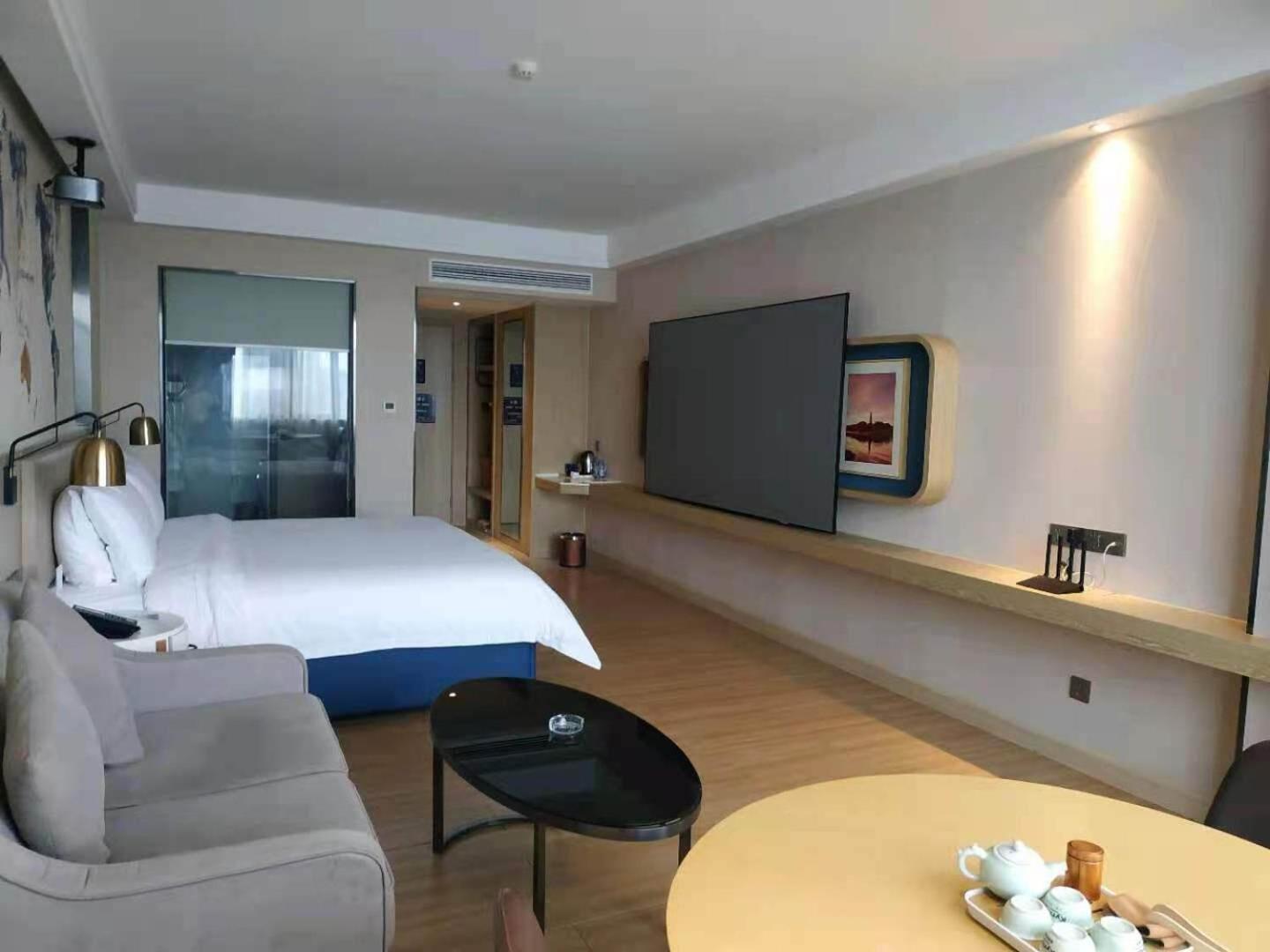 Kyriad Marvelous Hotel (Changning Zhongyin Times Plaza) 25/53