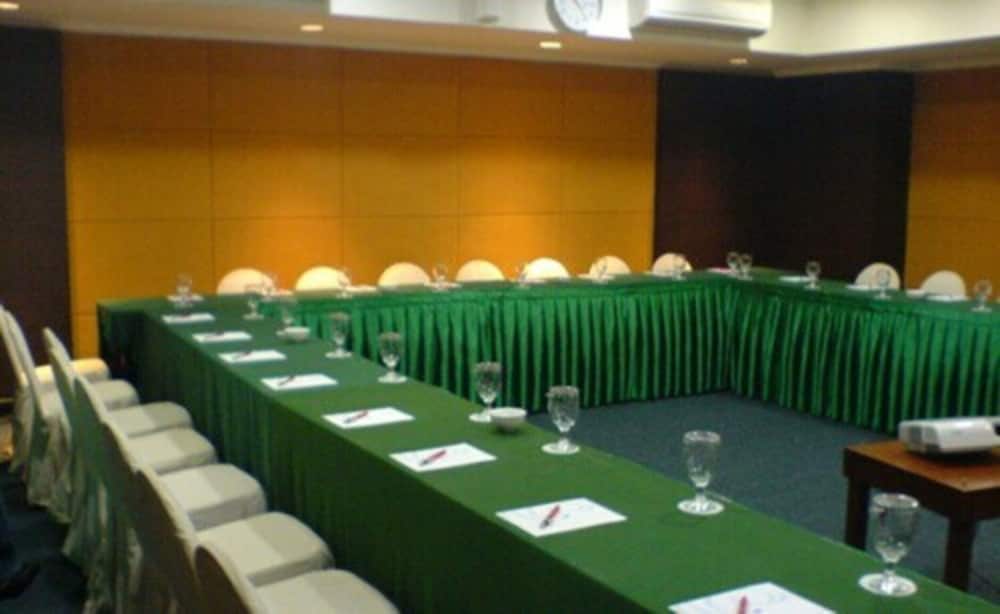 Hotel Pacific Balikpapan 17/25