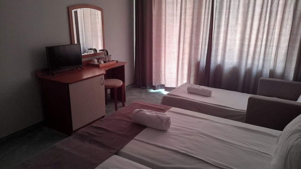 Hotel Saga 30/49