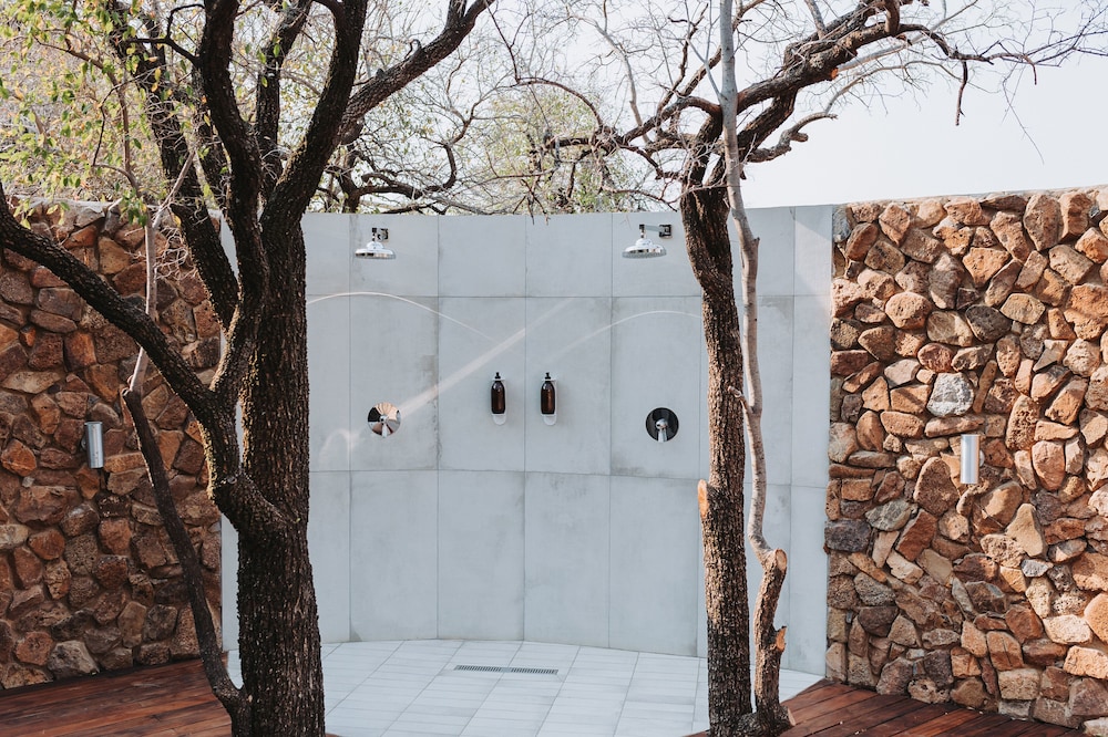 Lush Private Game Lodge 43/50