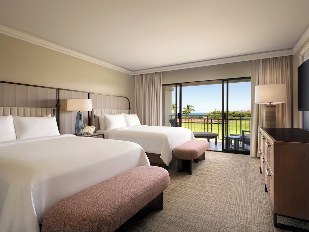 1 BEDROOM, SUITE, 2 QUEEN BEDS, OCEAN VIEW