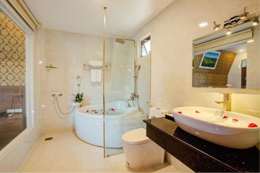 Luxor Hotel Phu Quoc 25/64