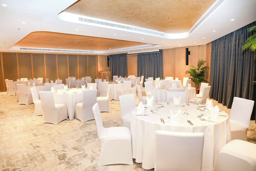 Park Inn by Radisson Muscat 39/50