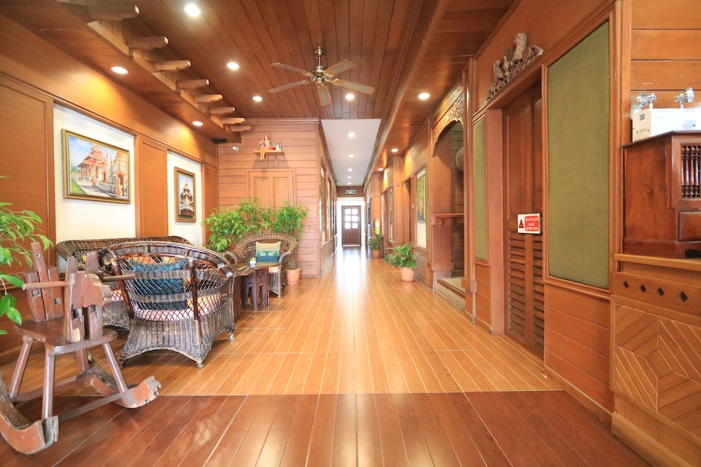 Baiyoke Chalet 46/64