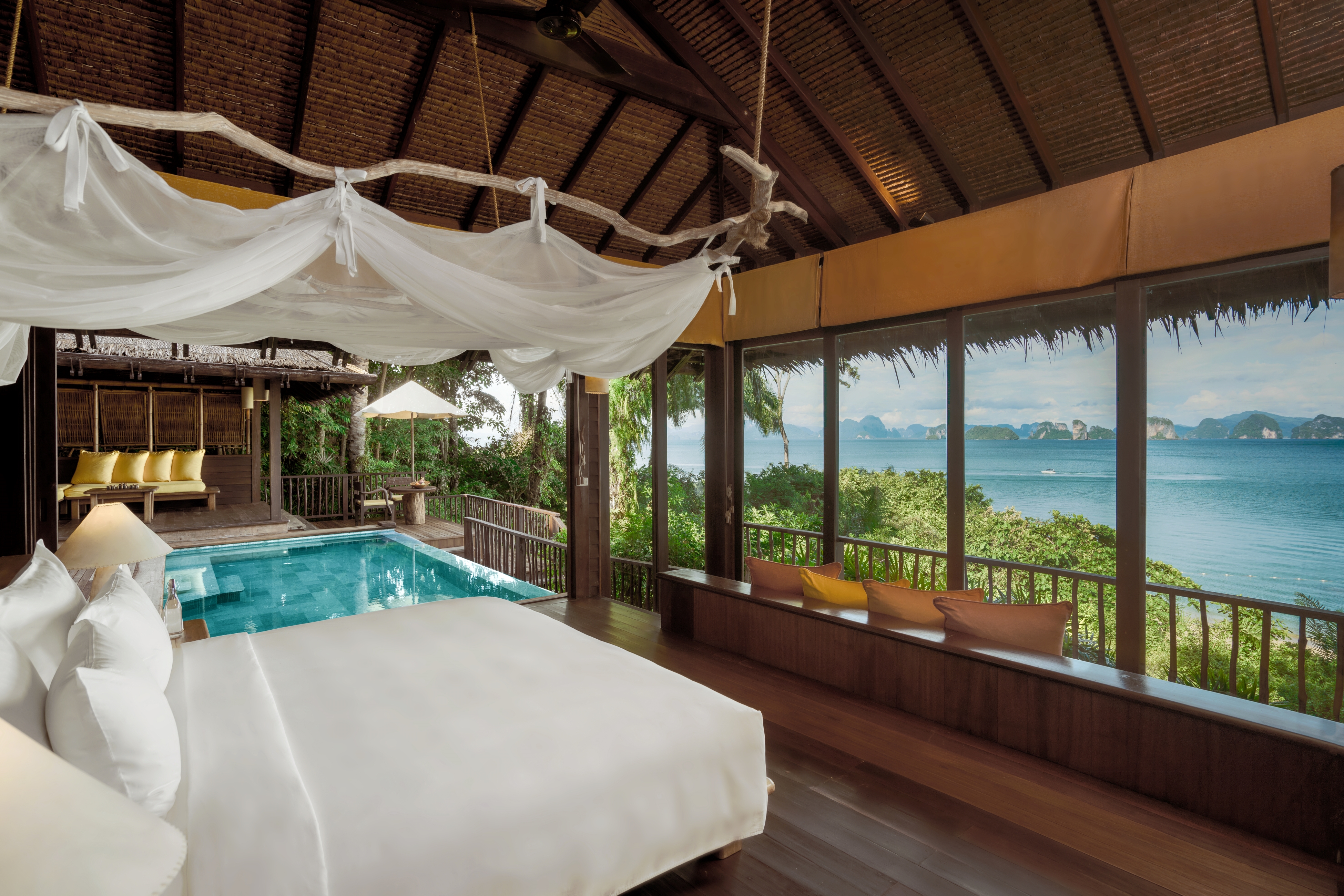 Pool, Beach Front