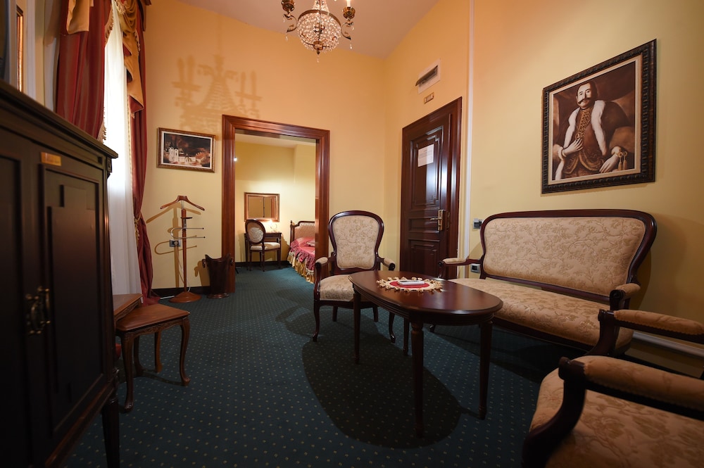Hotel Leopold I 42/74