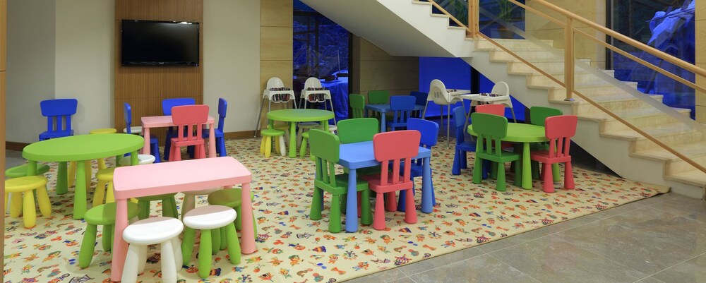 KACKAR RESORT HOTEL 20/22