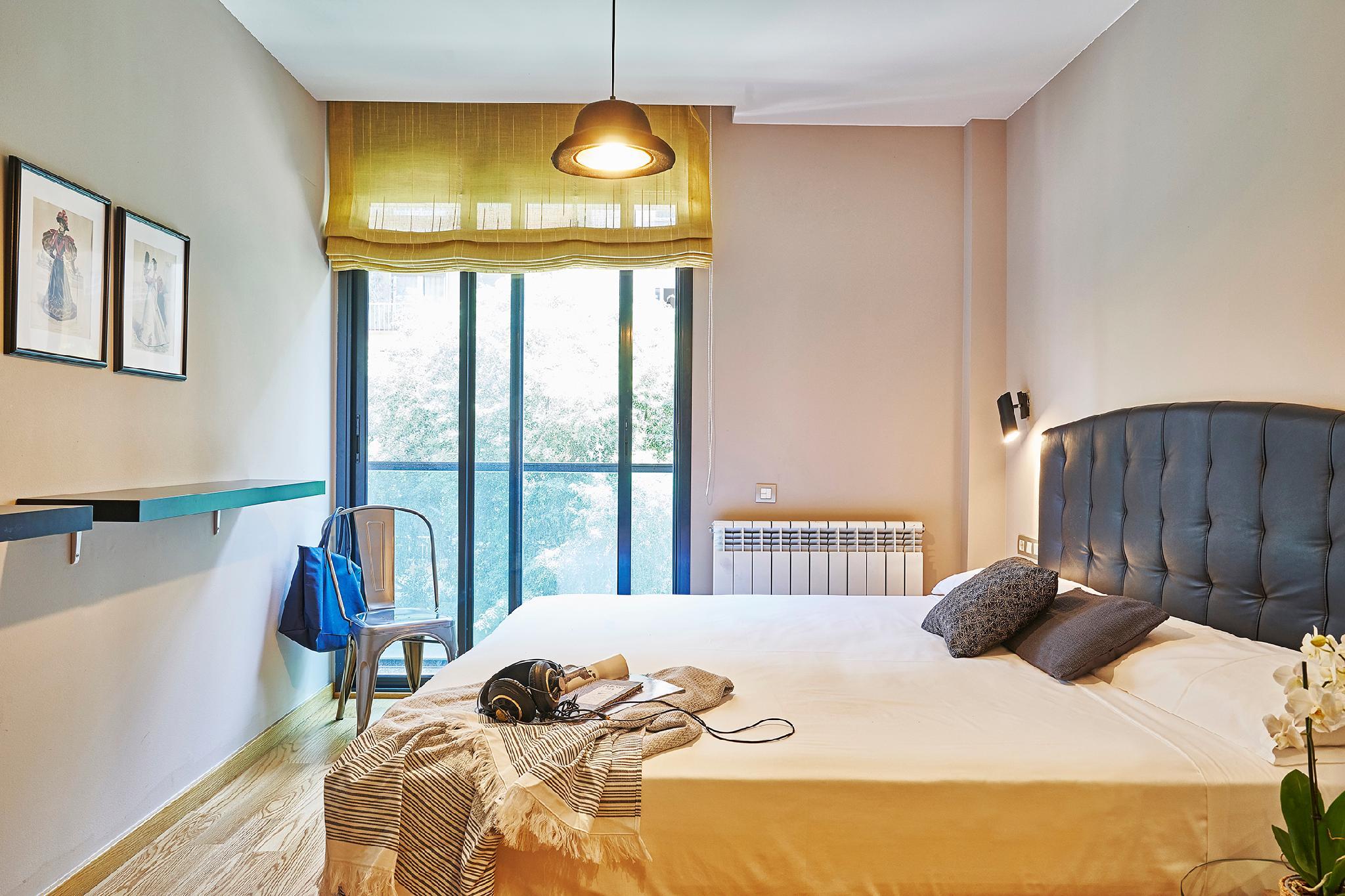 1 BEDROOM, APARTMENT, KITCHEN