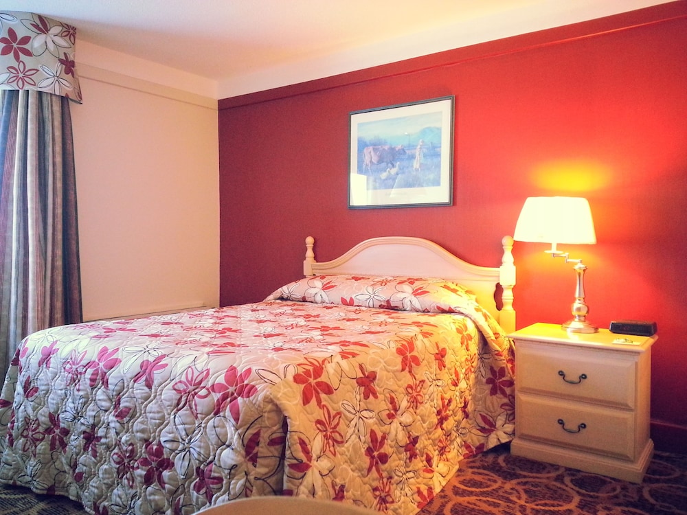 Granite Town Hotel 12/43