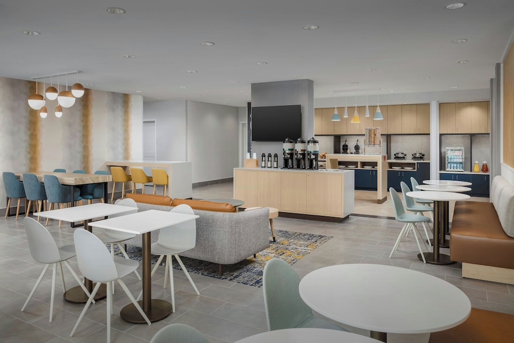 TownePlace Suites by Marriott Forney 31/37