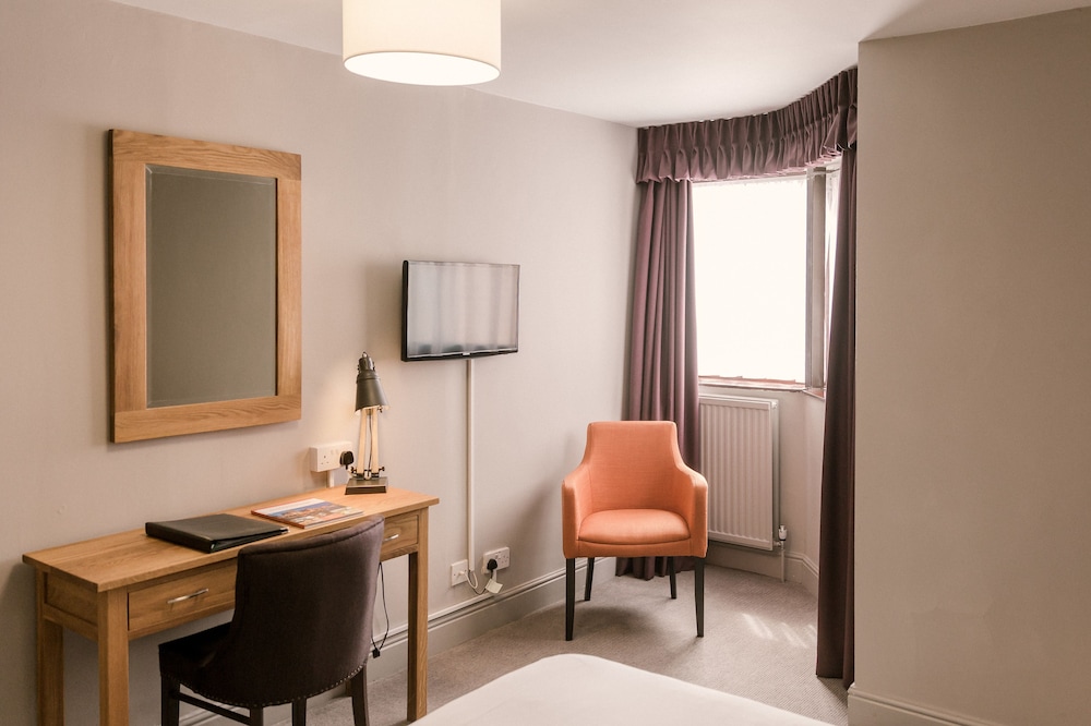 Stonehouse Court Hotel 54/80