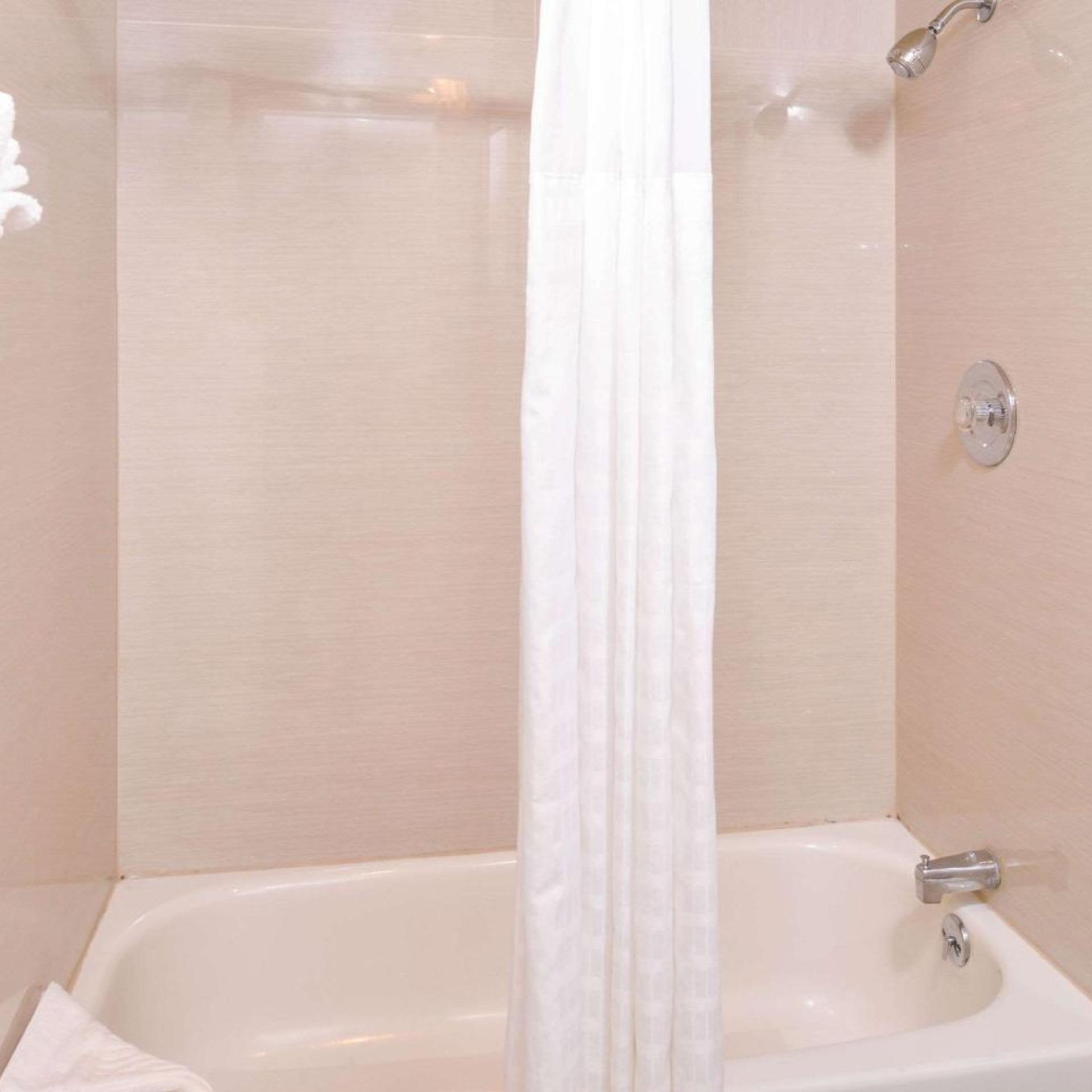 غرفة رباعية بسريرين كوين، Rancho Cordova Inn 4/6
