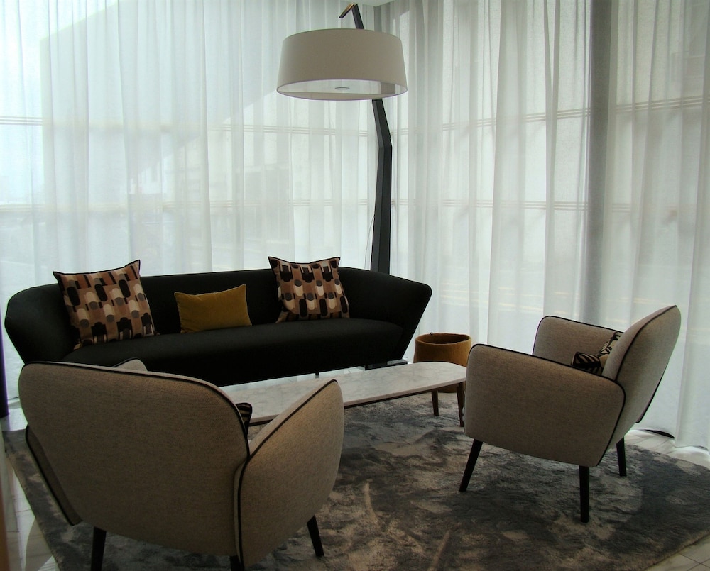 Hotel L Amiraute 43/62