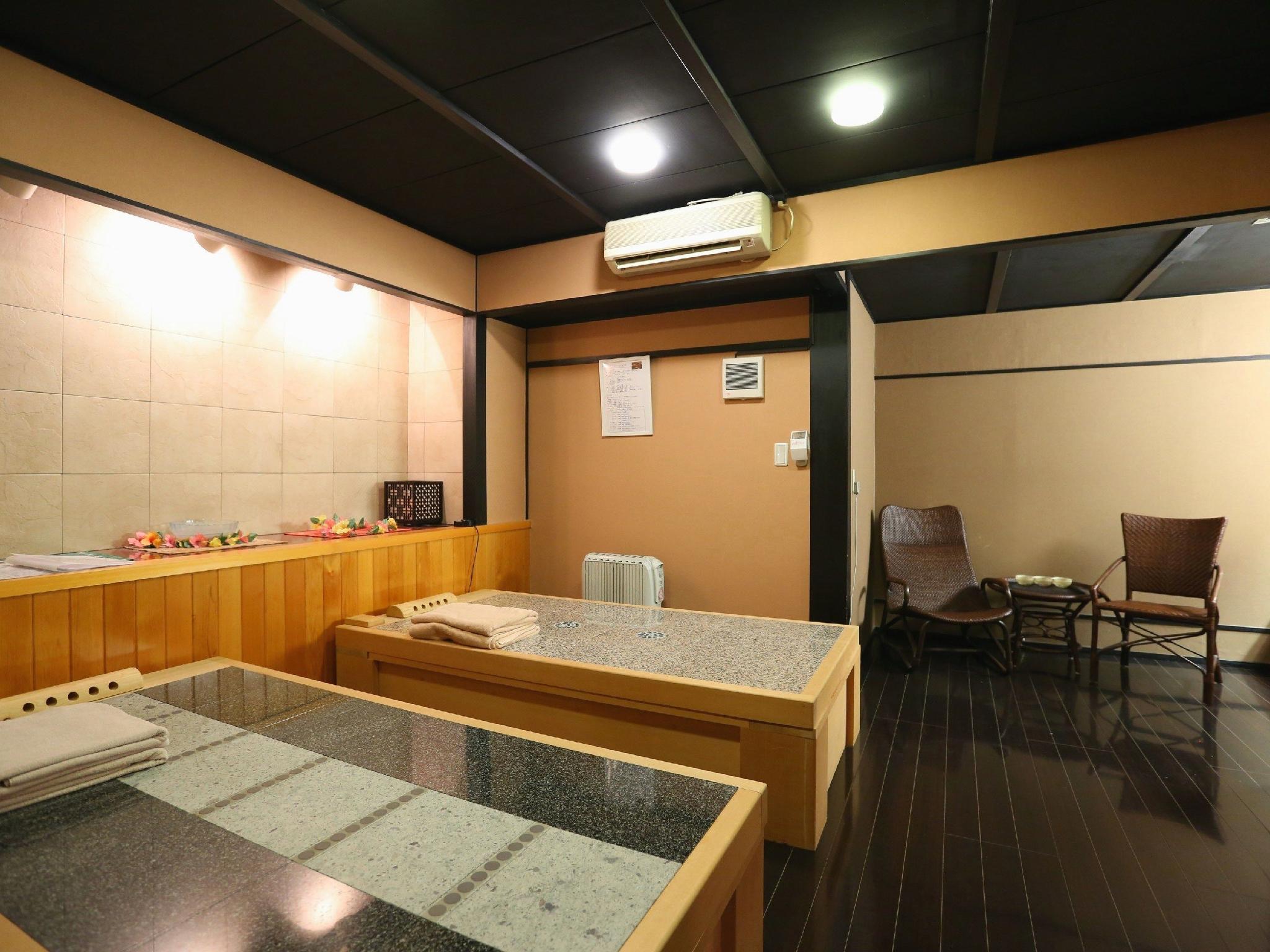 HOTEL KAMEYA HONTEN 15/28