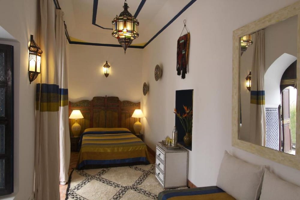 Riad Karmela 5/50