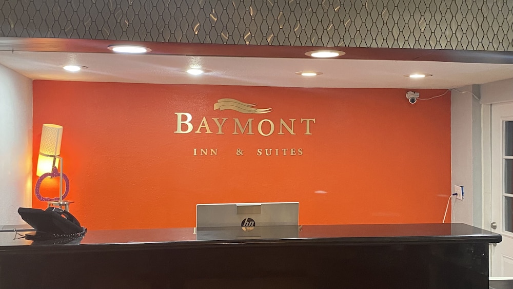 Baymont by Wyndham Odessa Highway 80 8/38