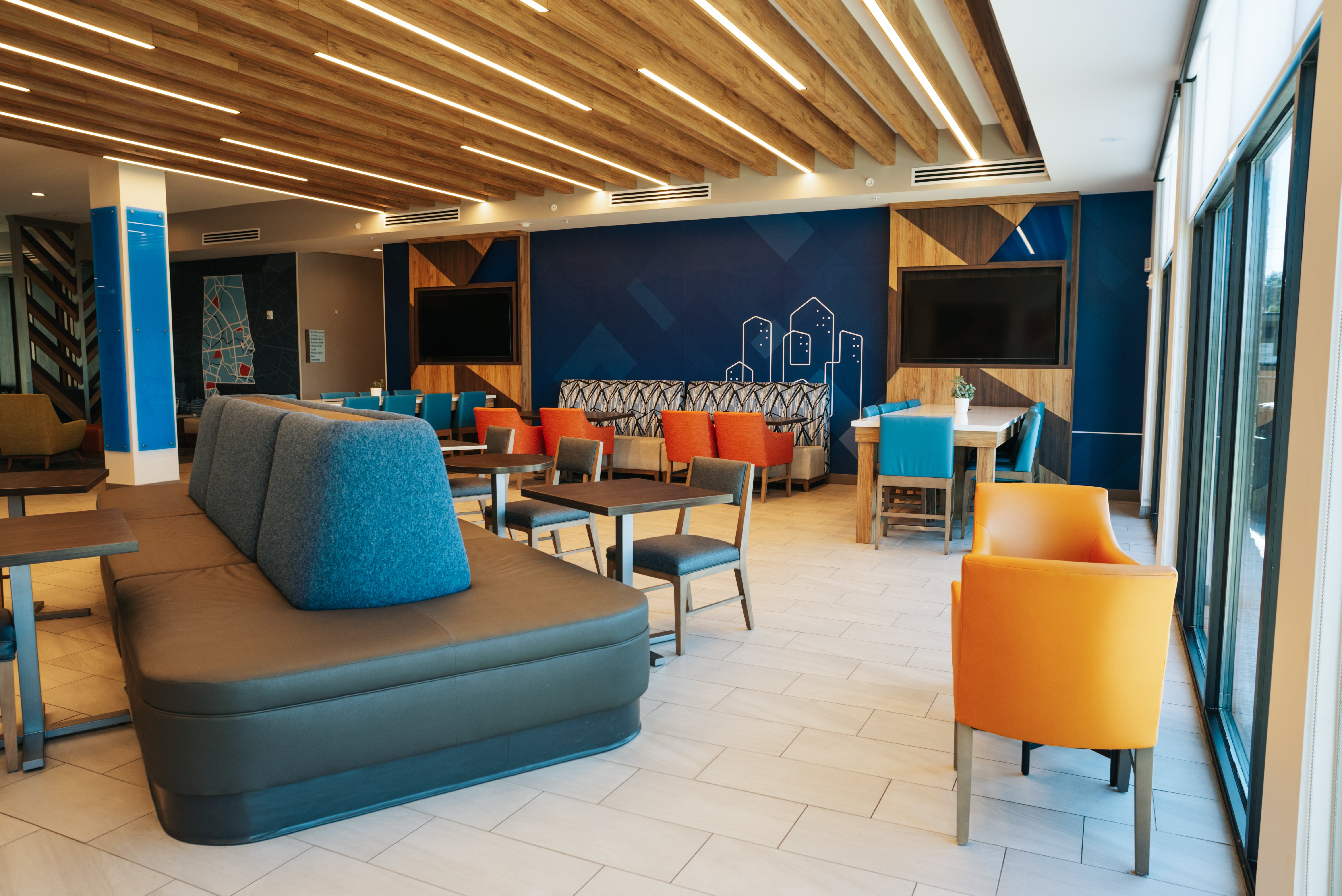 Holiday Inn Express & Suites McCalla - Birmingham West 41/58