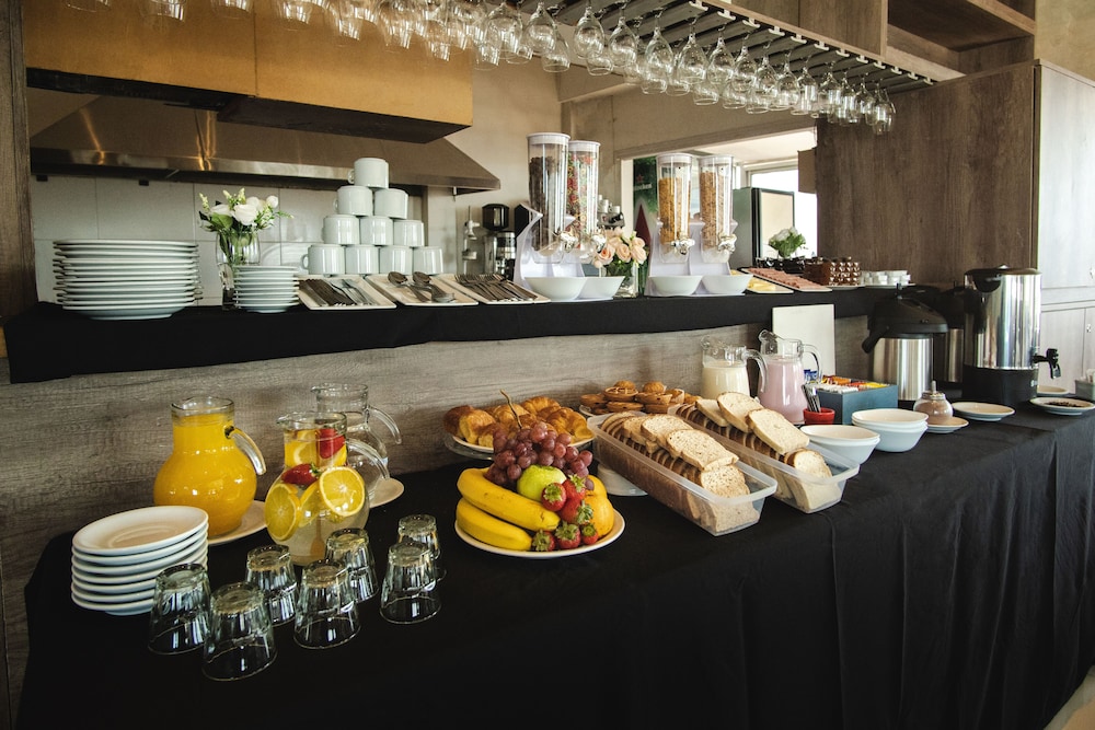 ISI BAIRES APART & SUITES 49/68