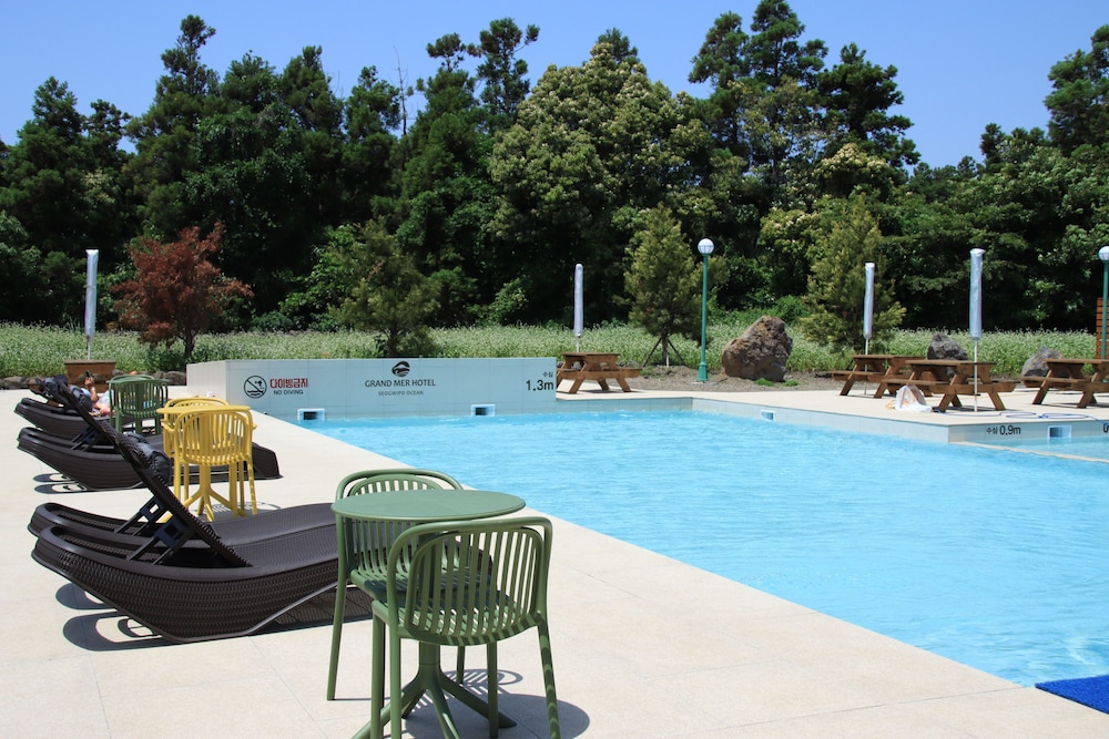 Grandmer Hotel Jeju 62/67