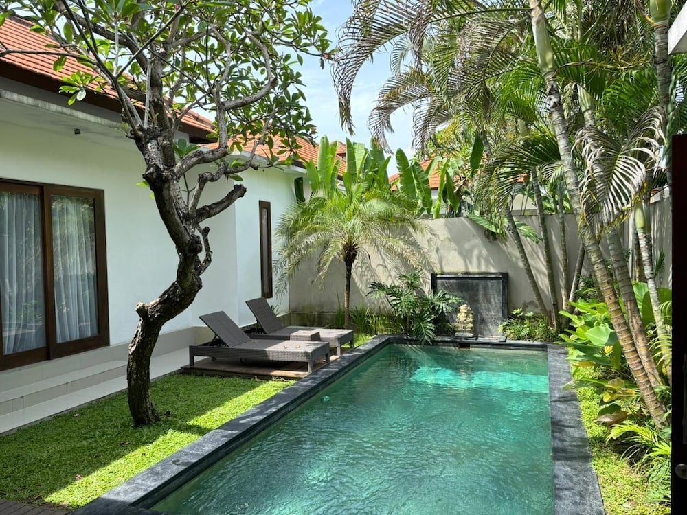 Kubu Manggala Villas 65/71