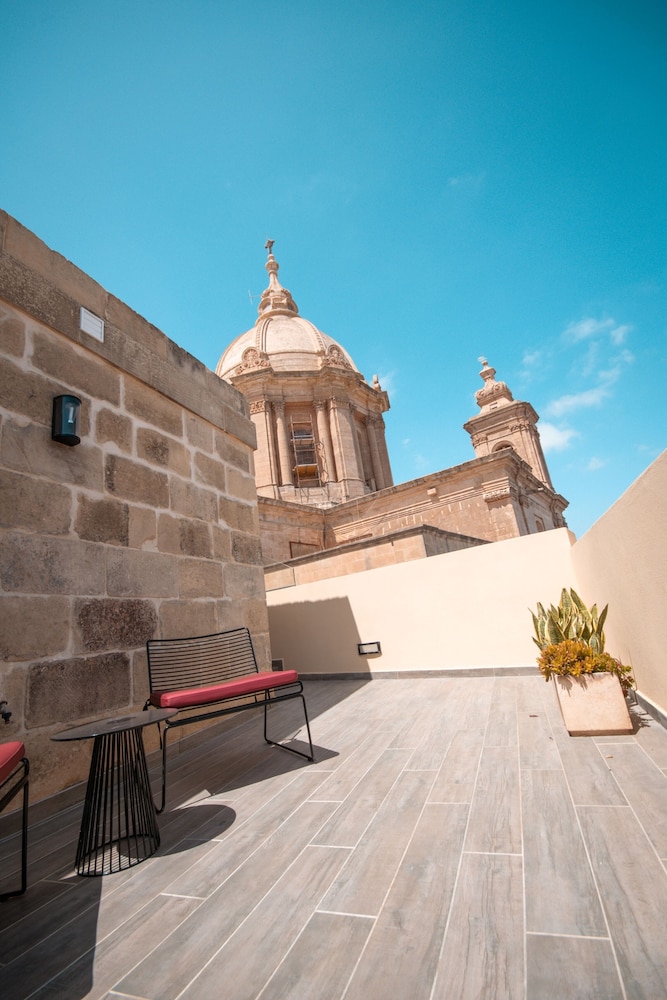 Quaint Boutique Hotel Nadur 1/77