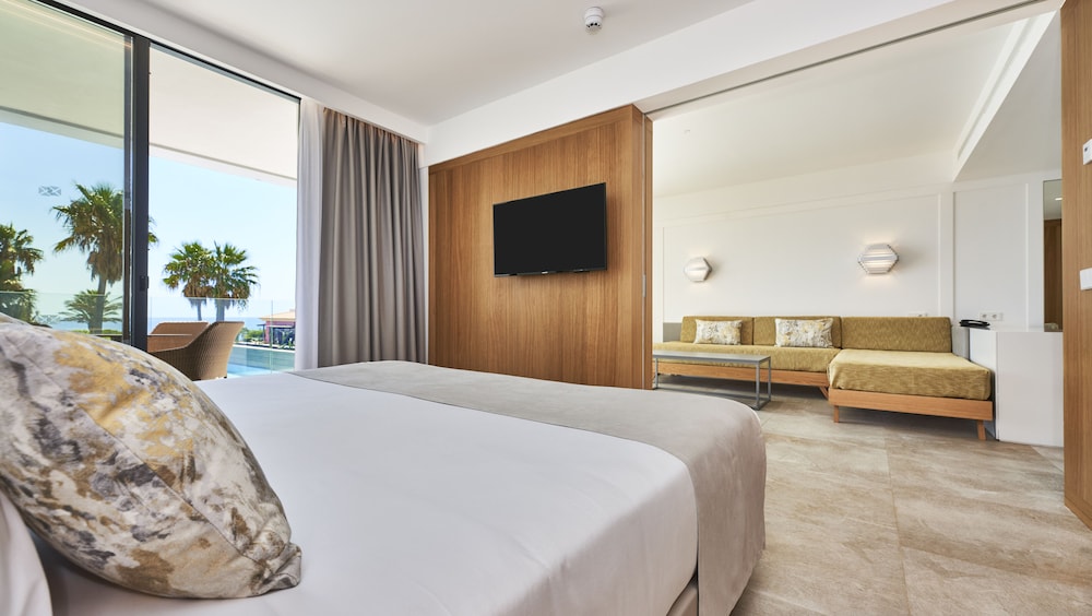 Insotel Punta Prima Prestige Suites & Spa 24/66