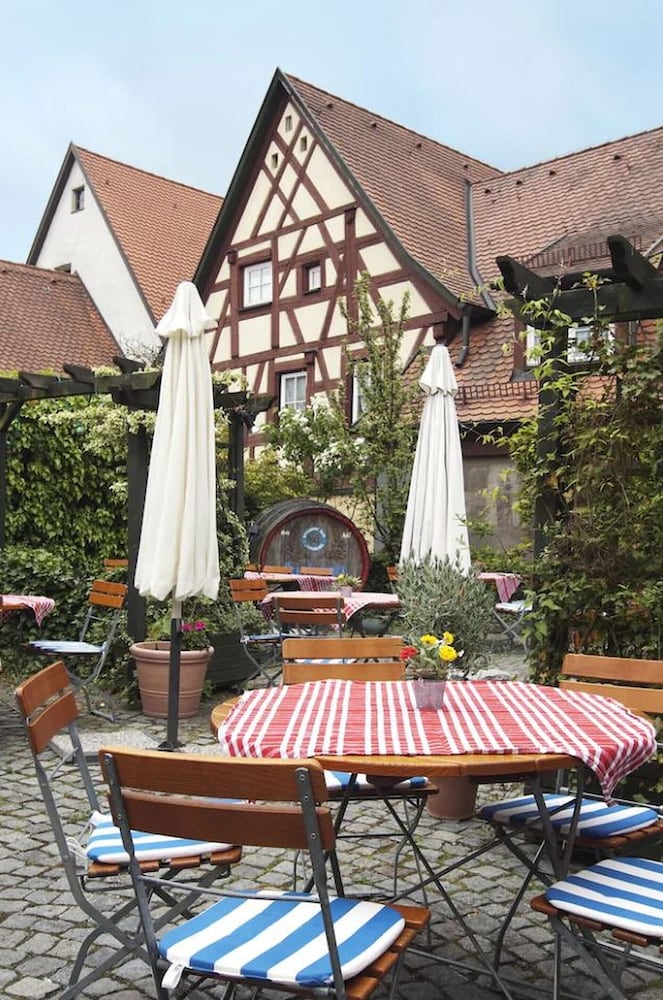Nürnberger Hof 5/50