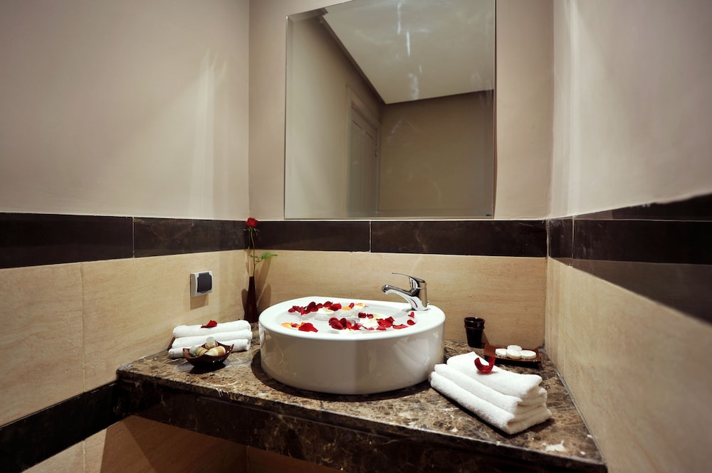 Bluesea Le Printemps Hotel 43/44