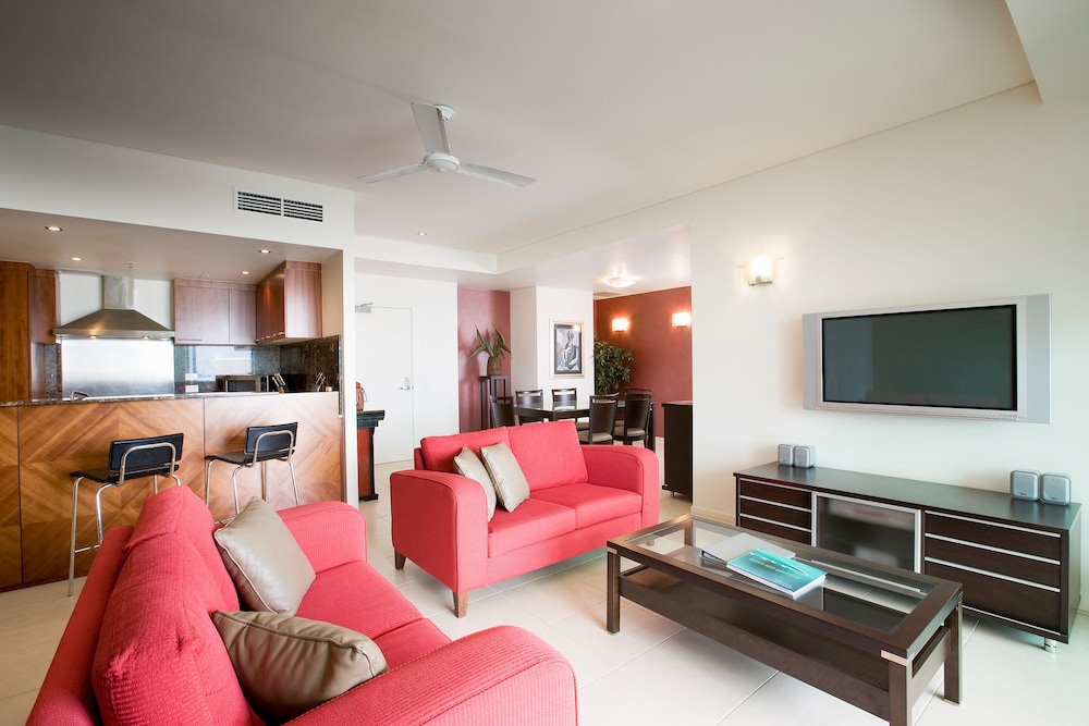 Mantra Trilogy Cairns 44/70