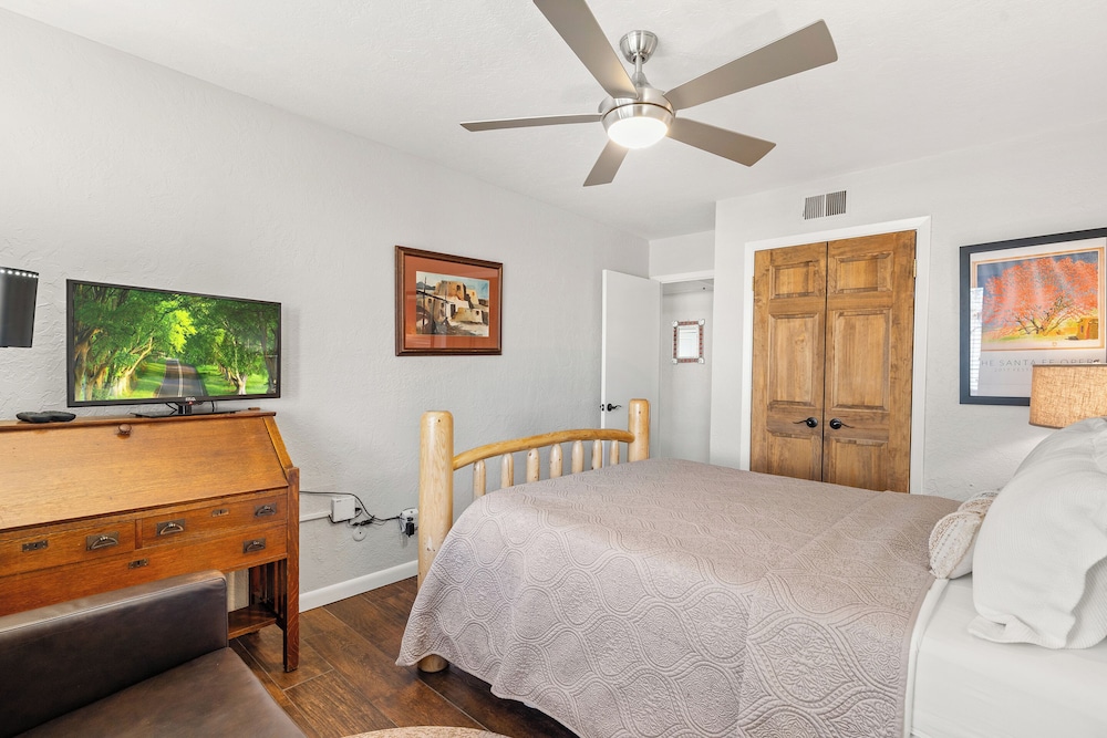 Fort Marcy Hotel Suites 8/50