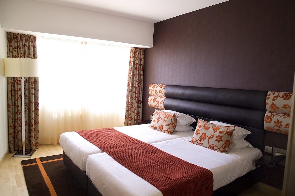 LUNA HOTEL DOS CARQUEIJAIS(FORMERLY HOTEL DOS CARQUEIJAIS) 24/84