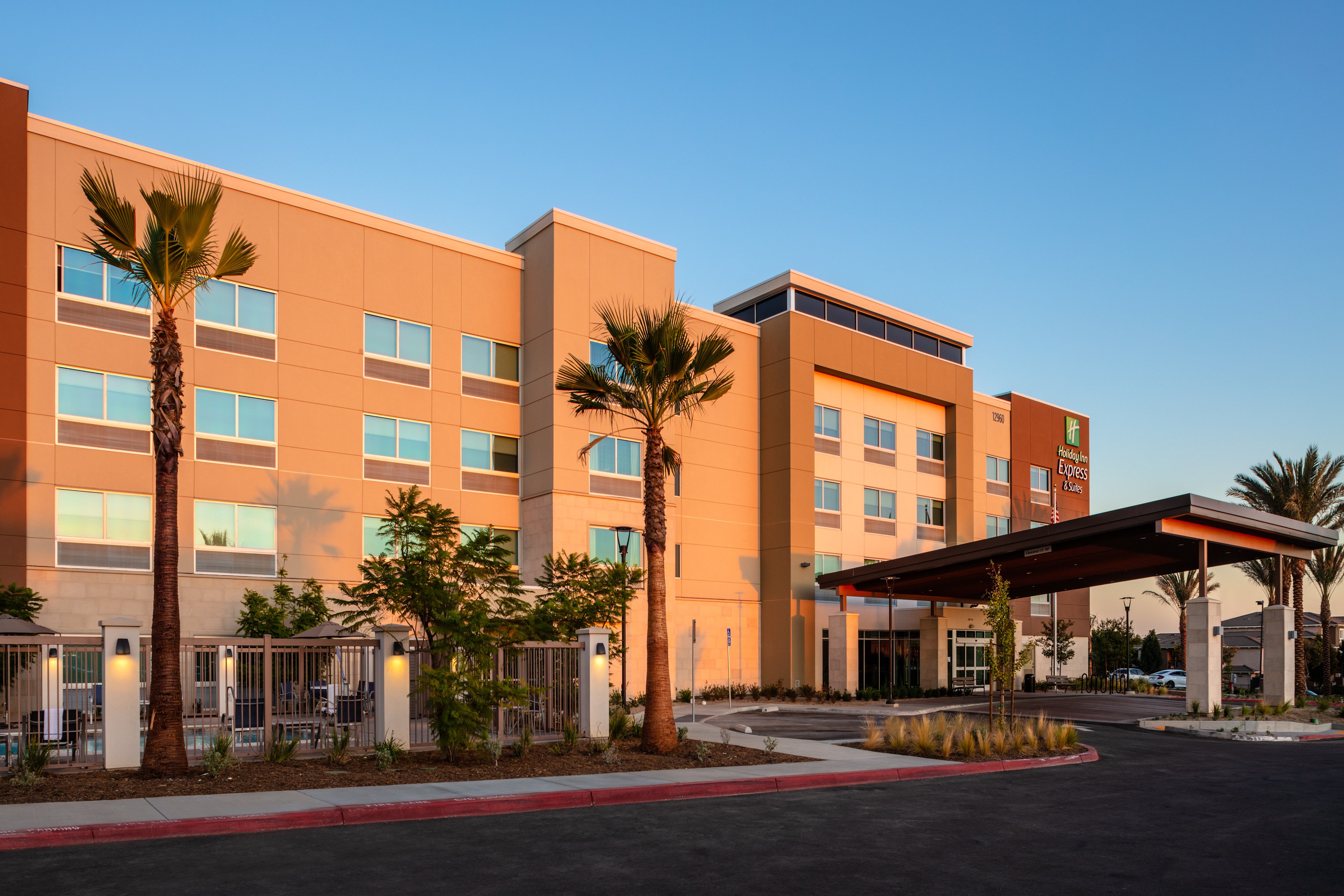 Holiday Inn Express & Suites Moreno Valley - Riverside 6/47