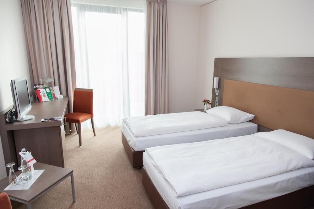 Intercityhotel Dresden 26/59