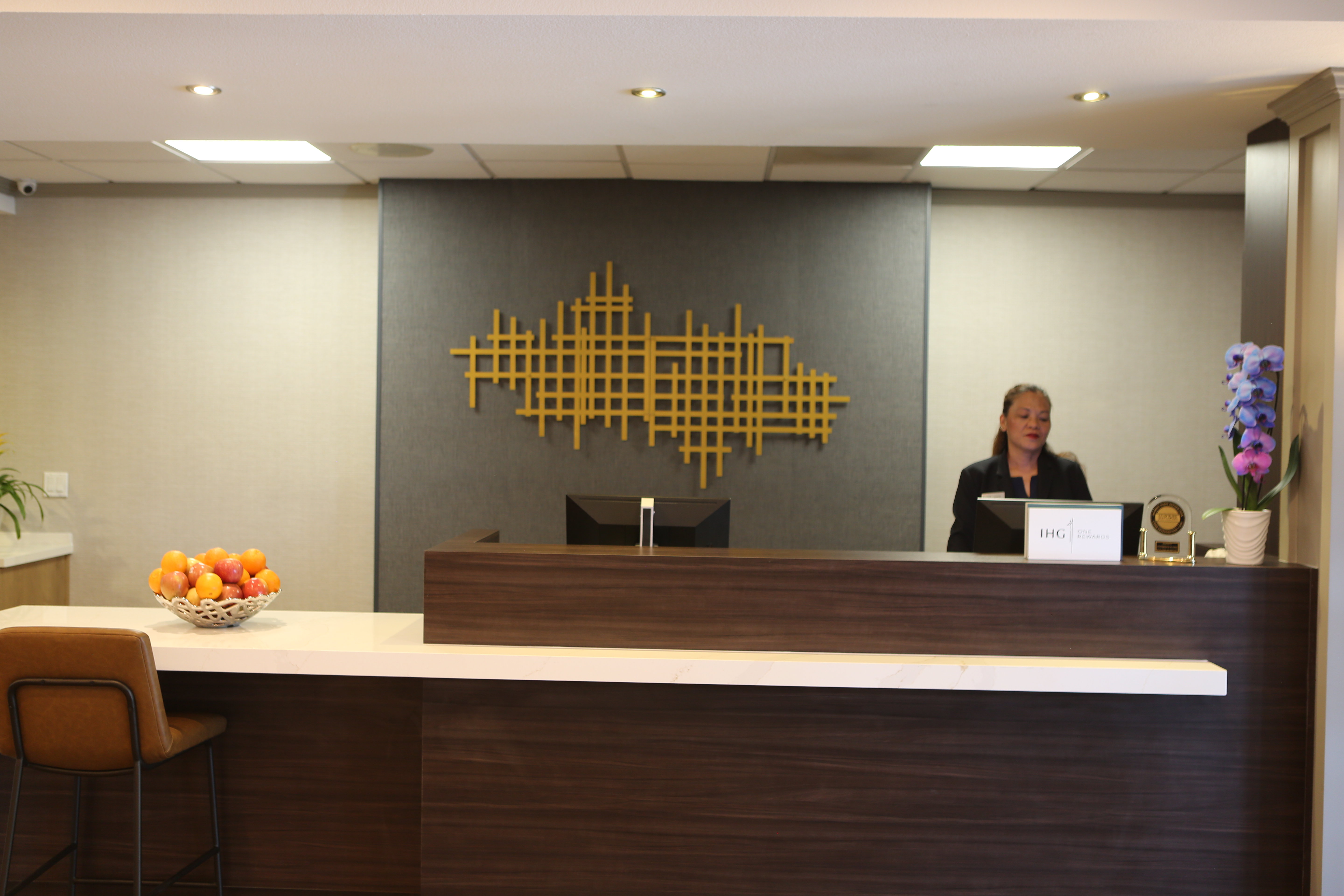 Staybridge Suites Silicon Valley Milpitas 9/77
