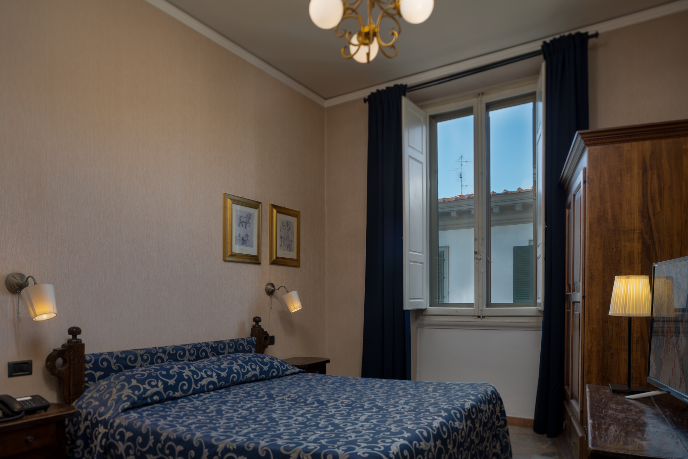 Kursaal And Ausonia Hotel 18/51
