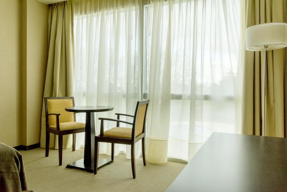 Howard Johnson by Wyndham Neuquen 25/25