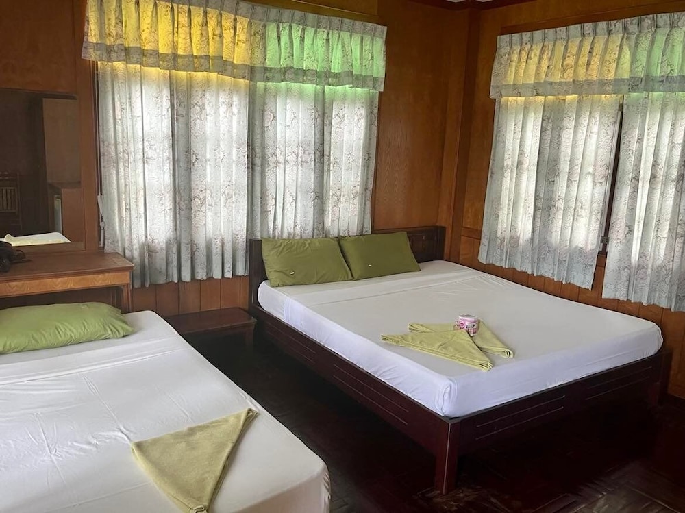 First Villa Beach Resort 29/75