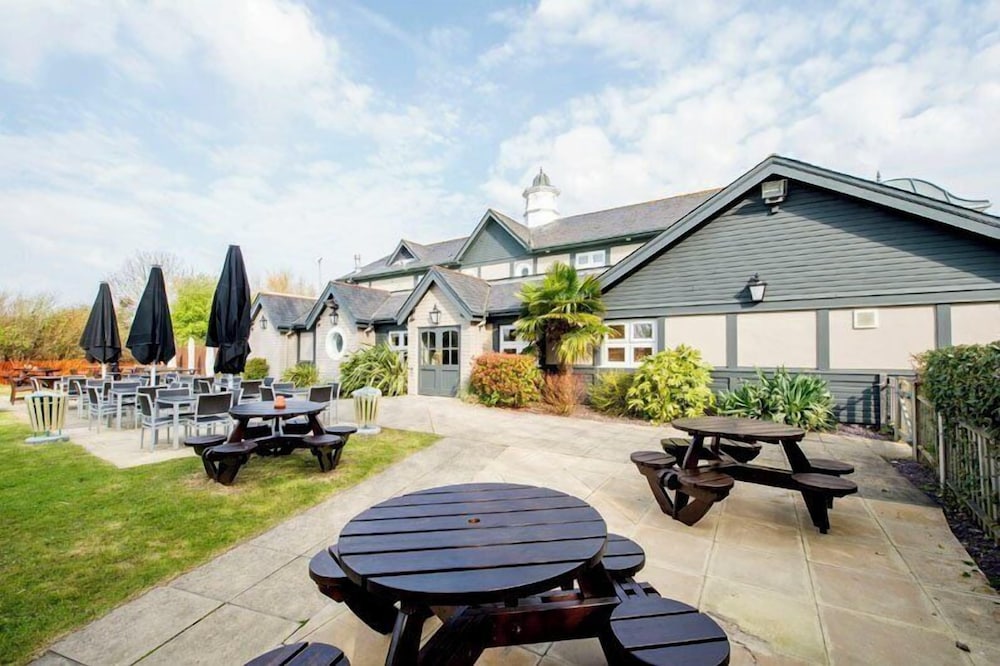 Premier Inn Weston-Super-Mare East (A370) 30/32