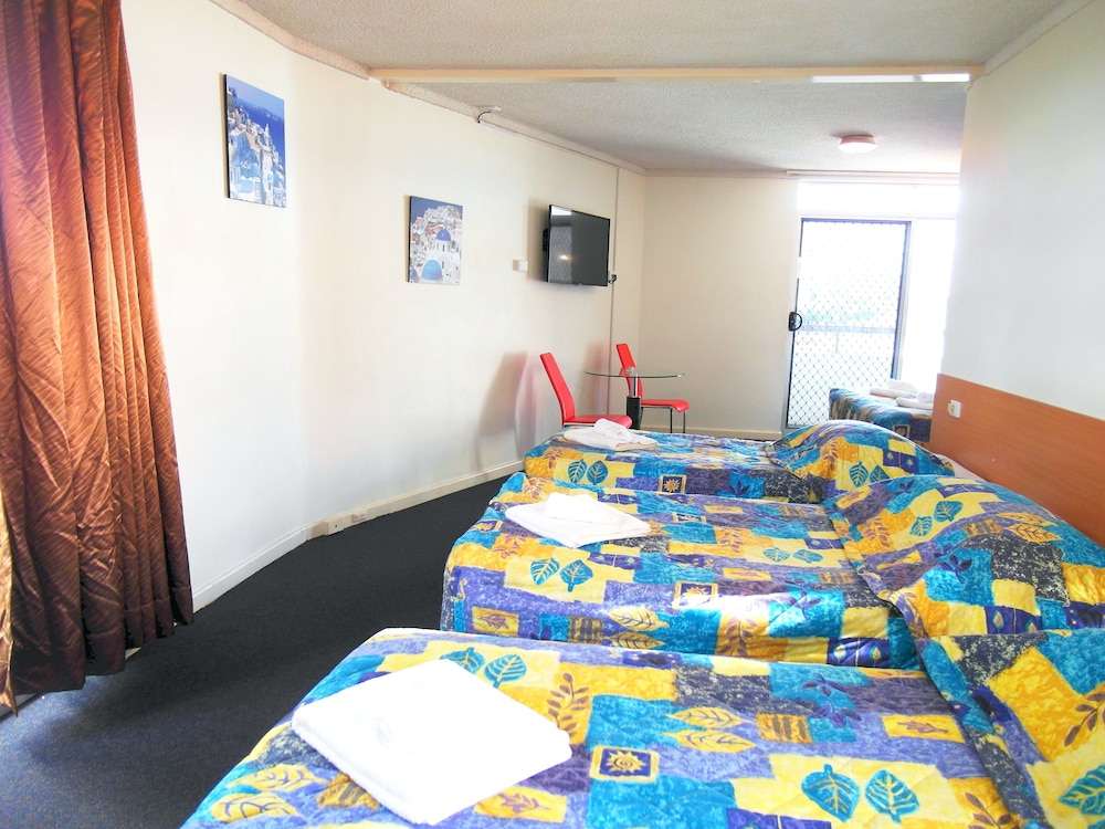 Econo Lodge Rivervale 43/60