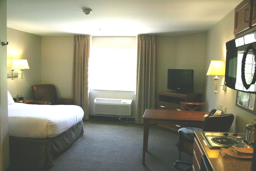 CANDLEWOOD SUITES BARTLESVILLE EAST 18/59