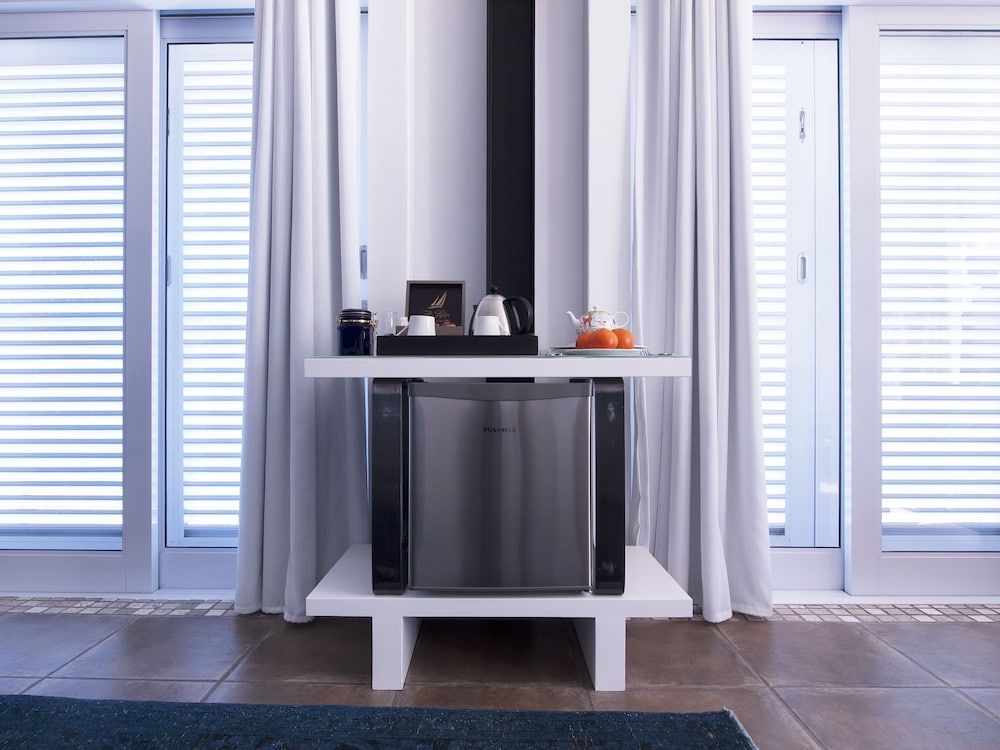 The Lofts Boutique Hotel 7/99