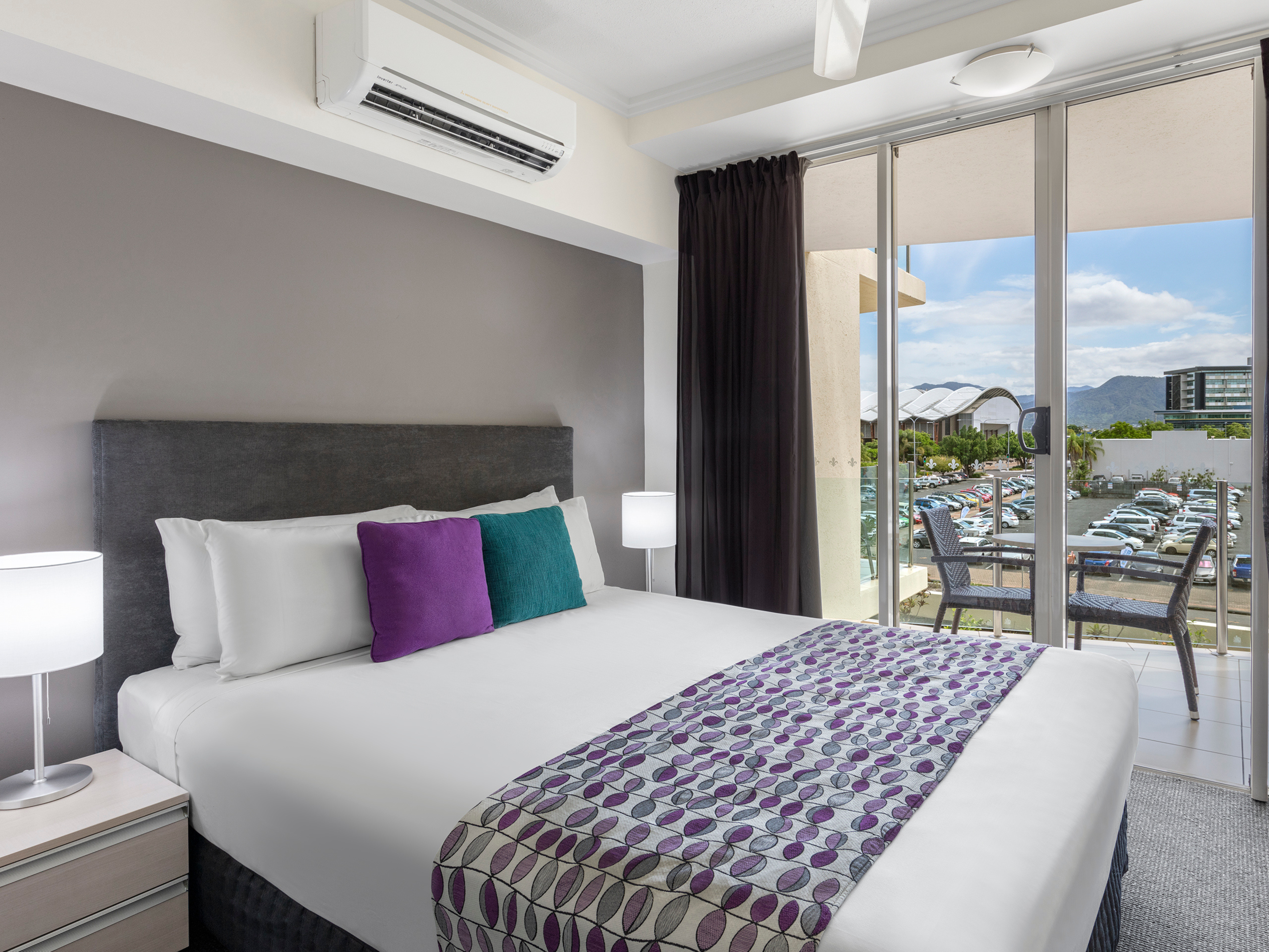 PARK REGIS CITY QUAYS 15/53