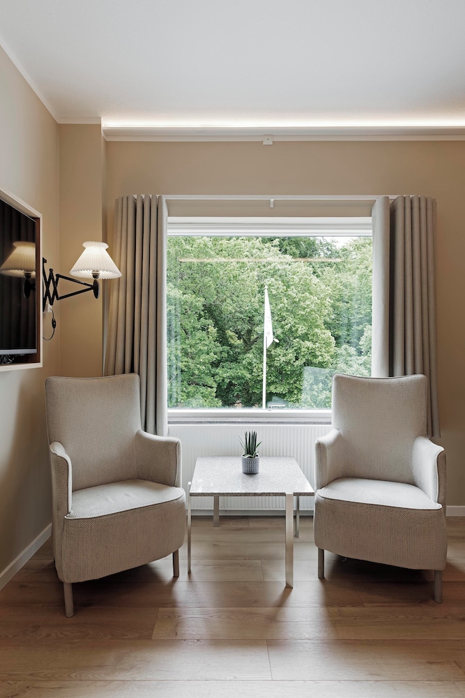 Sinatur Hotel Frederiksdal 25/49