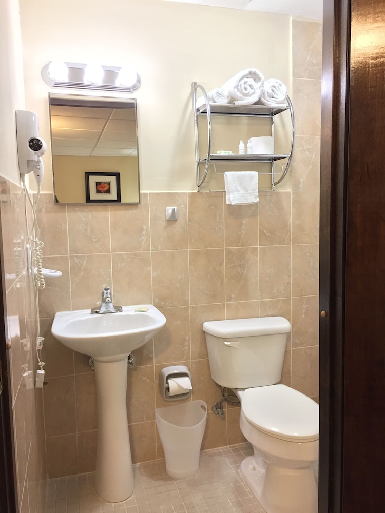 S.J. Suites Hotel 5/39