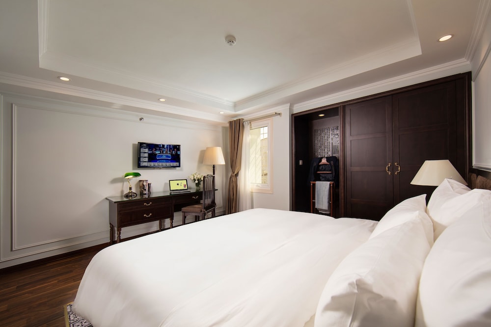 Hong Ngoc Dynastie Hotel 24/74