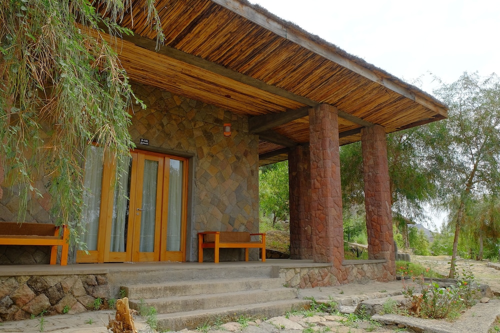 Mezena Lodge 6/50