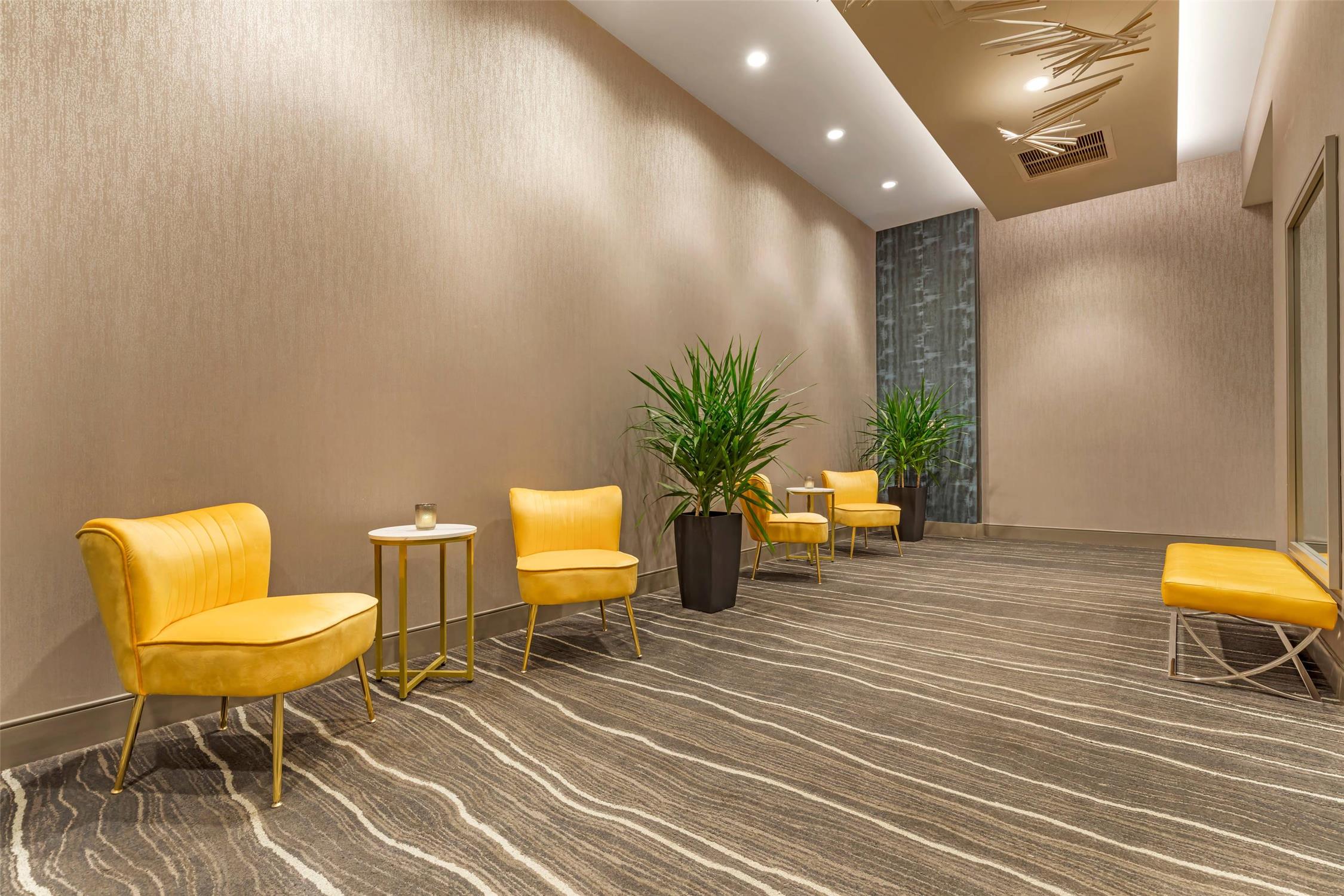 Cambria Hotel Philadelphia Downtown - Center City 20/60