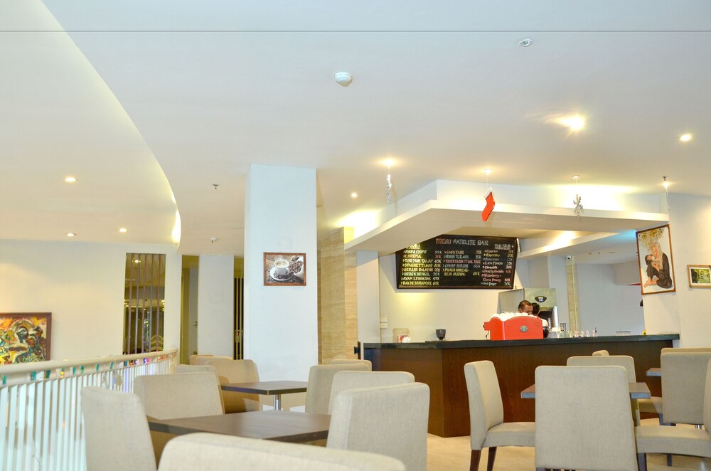 Grand Cakra Hotel 27/52