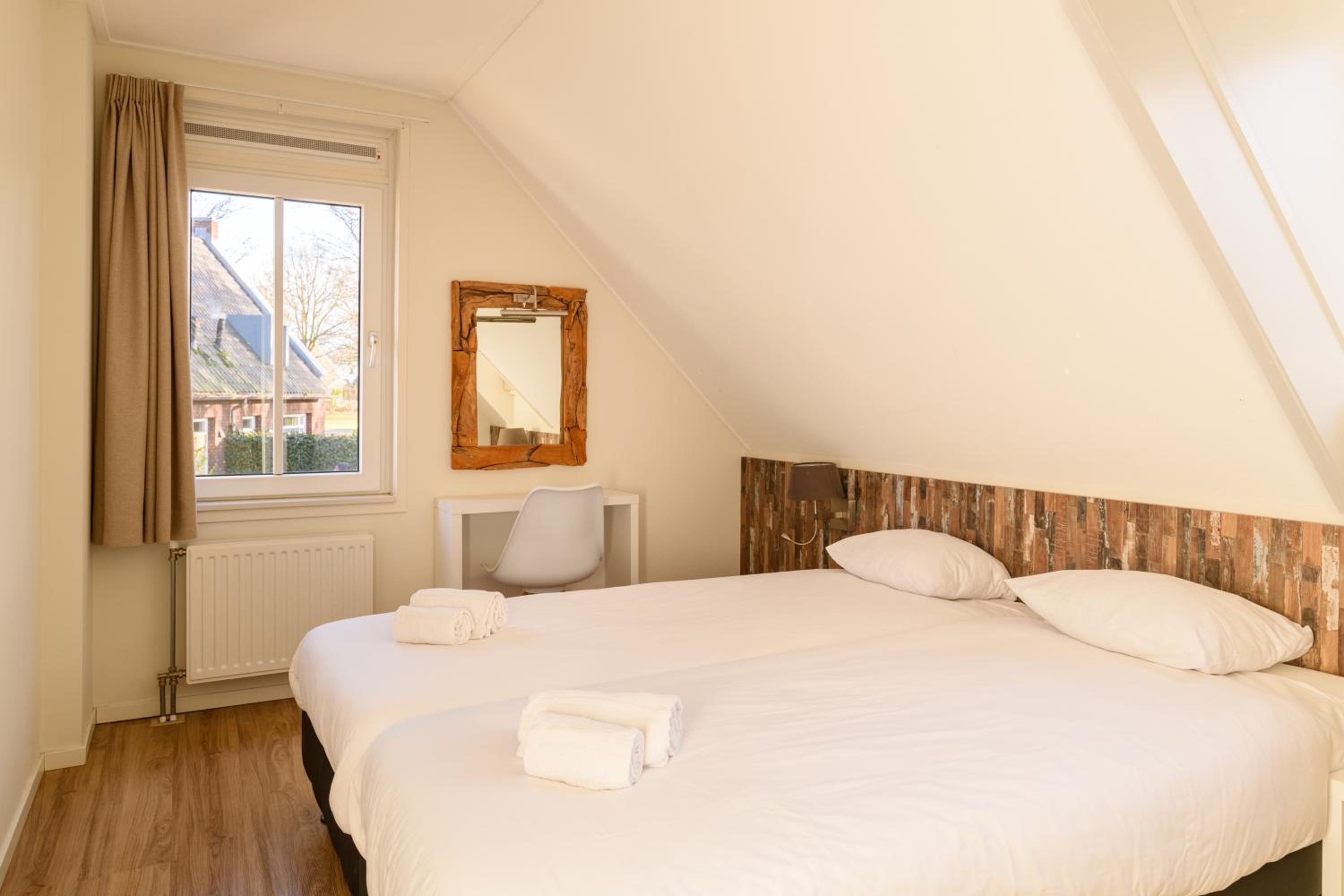 4 Bedrooms, Comfort, House